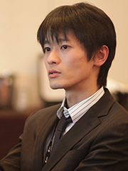 設楽 紘平先生